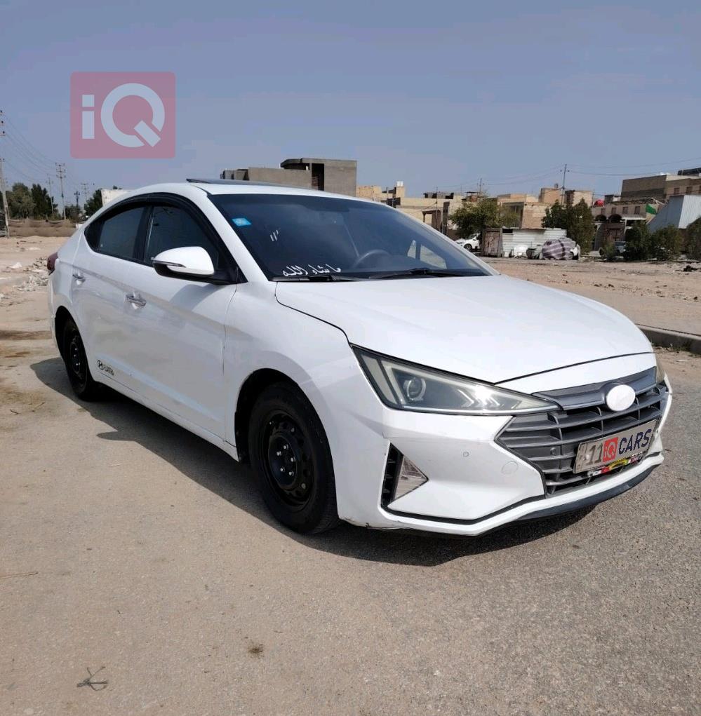 هيونداي النترا